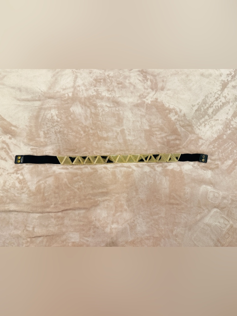 Gold-Triangle Elastic Waist Belt in Black